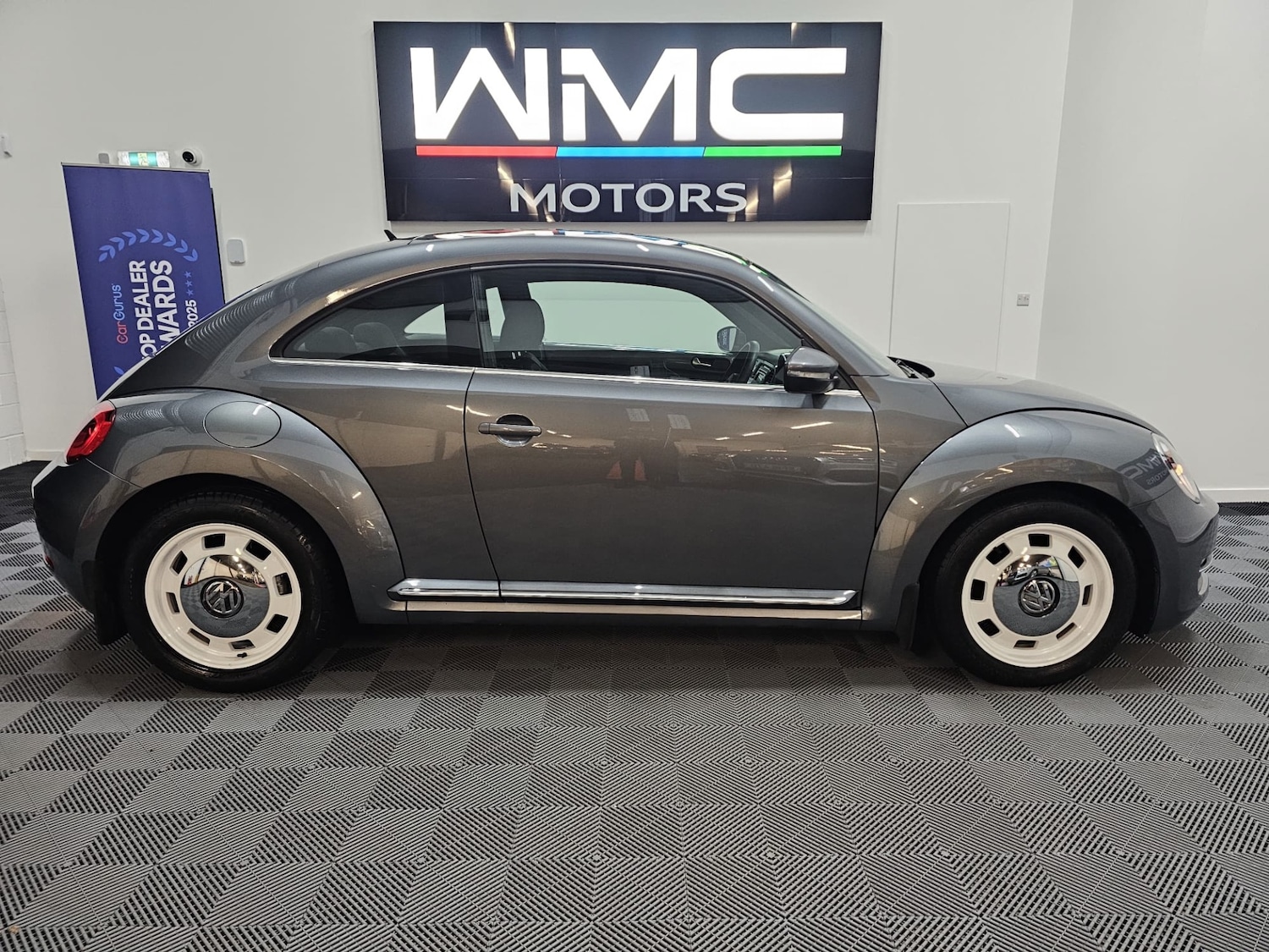 Used Volkswagen Beetle 2014 for sale - 77128322: Photo 6