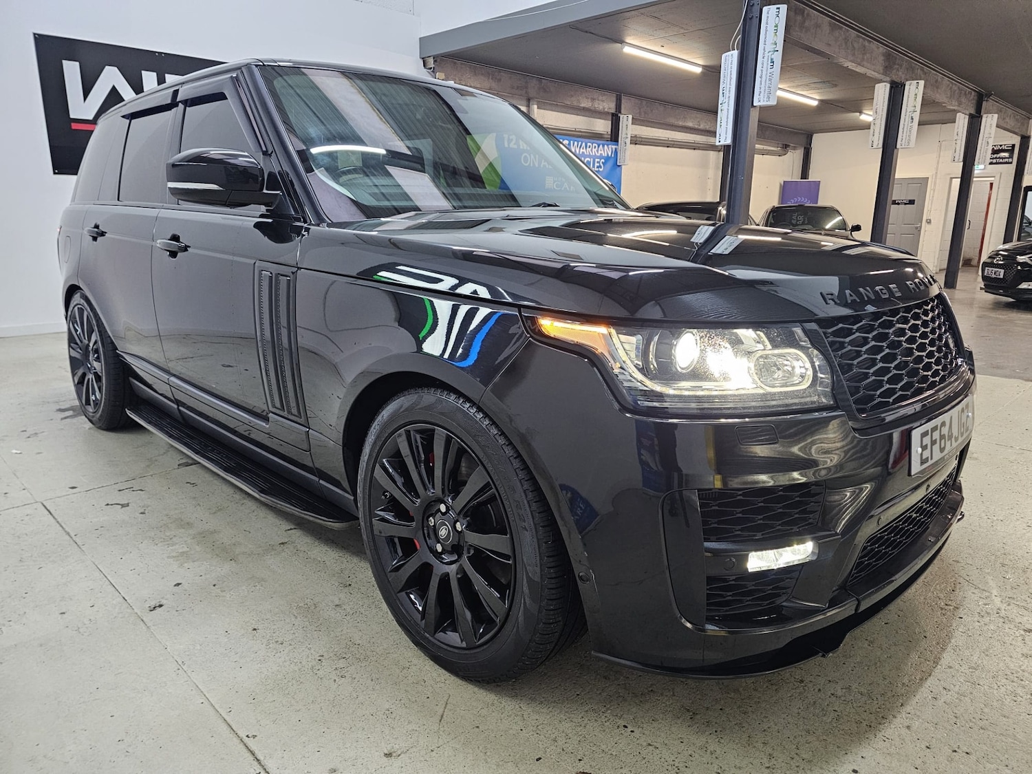 Used Land Rover Range Rover 2015 for sale - 76847240: Photo 2