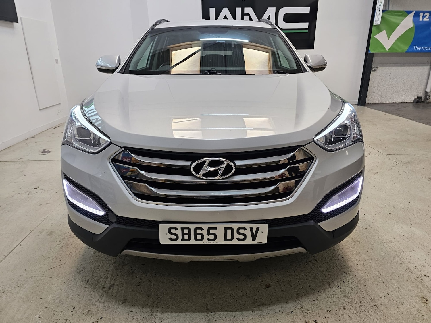 Used Hyundai Santa Fe 2015 for sale - 76684464: Photo 3