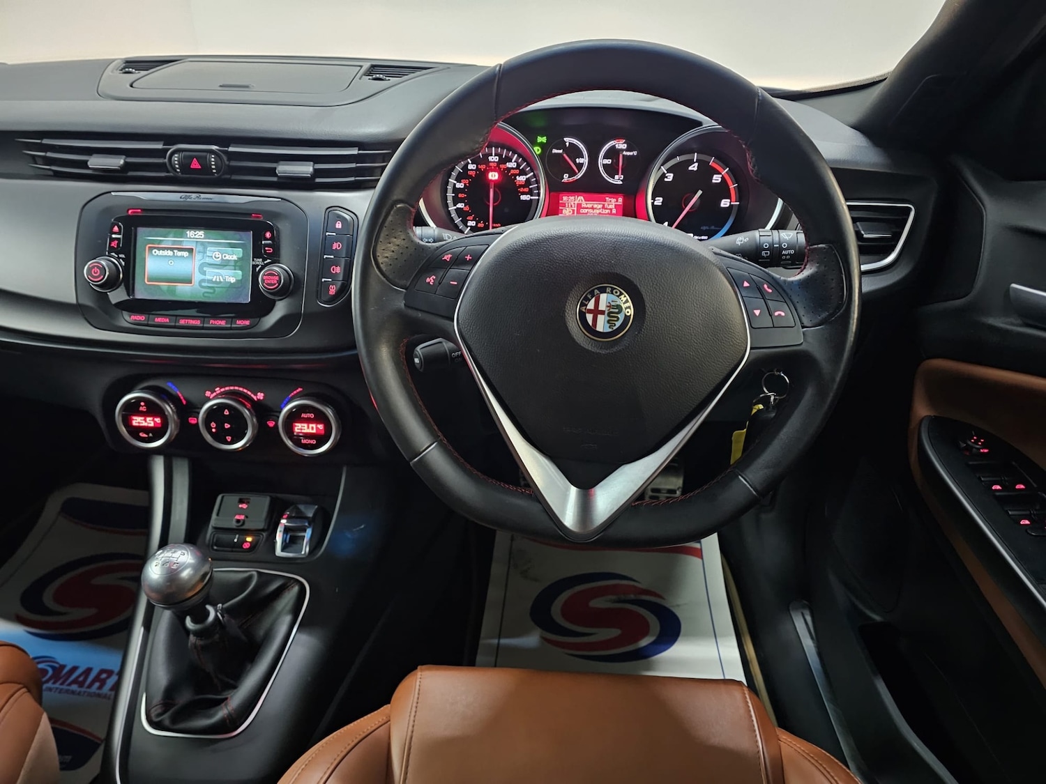 Used Alfa Romeo Giulietta 2015 for sale - 76684436: Photo 12