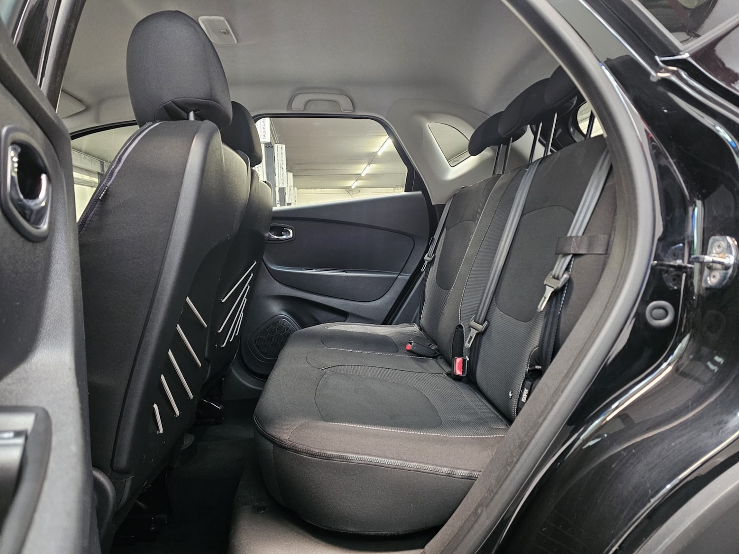 Used Renault Captur 2016 for sale - 77501442: Photo 28