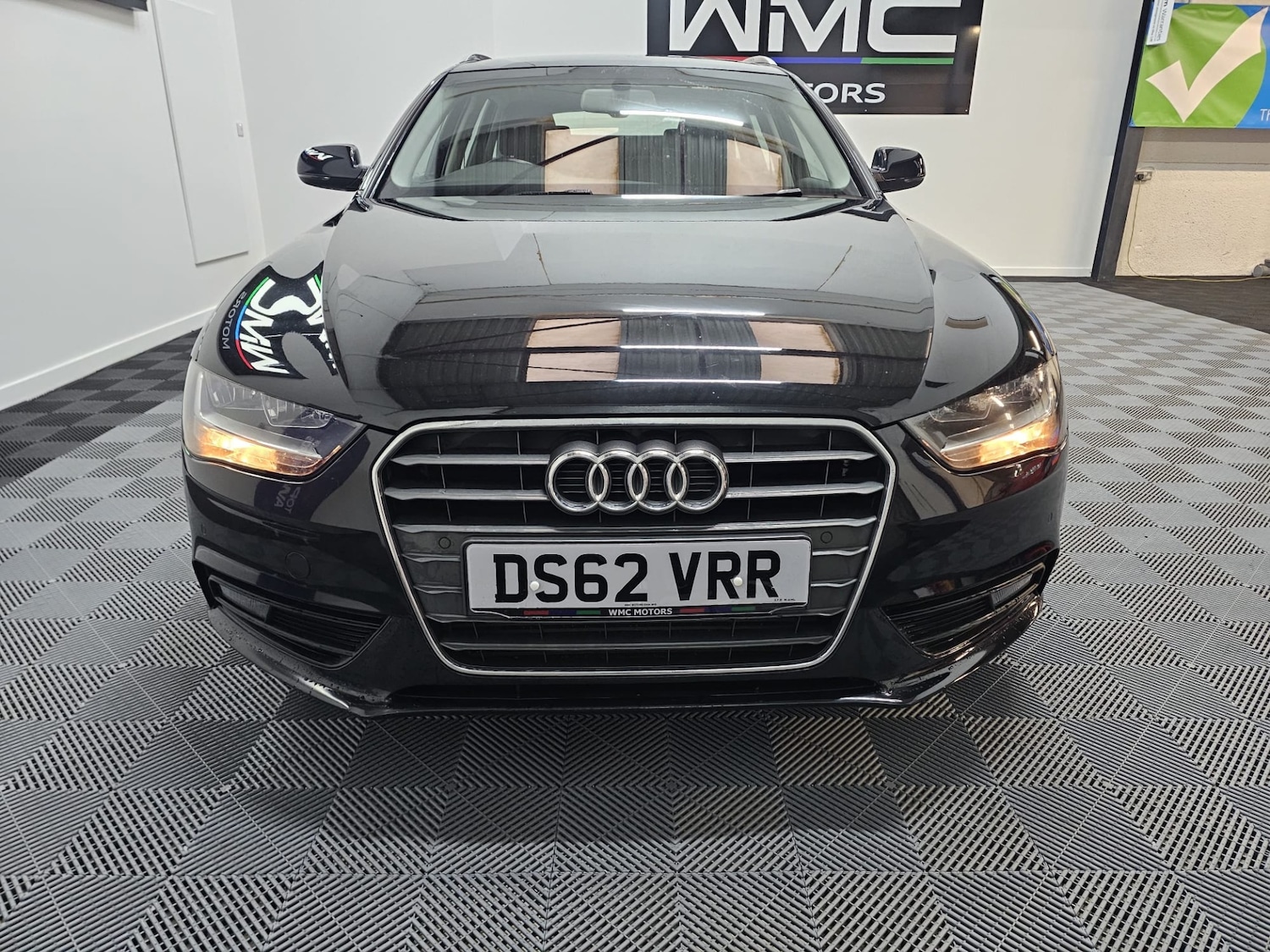 Used Audi A4 2013 for sale - 77180581: Photo 3