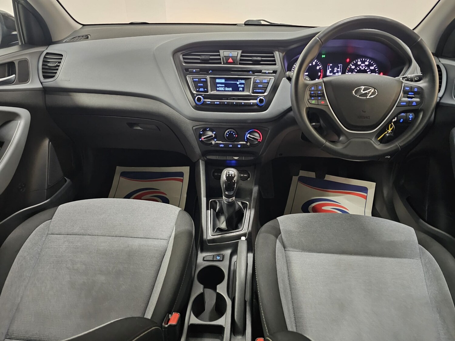 Used Hyundai i20 2015 for sale - 76367020: Photo 11