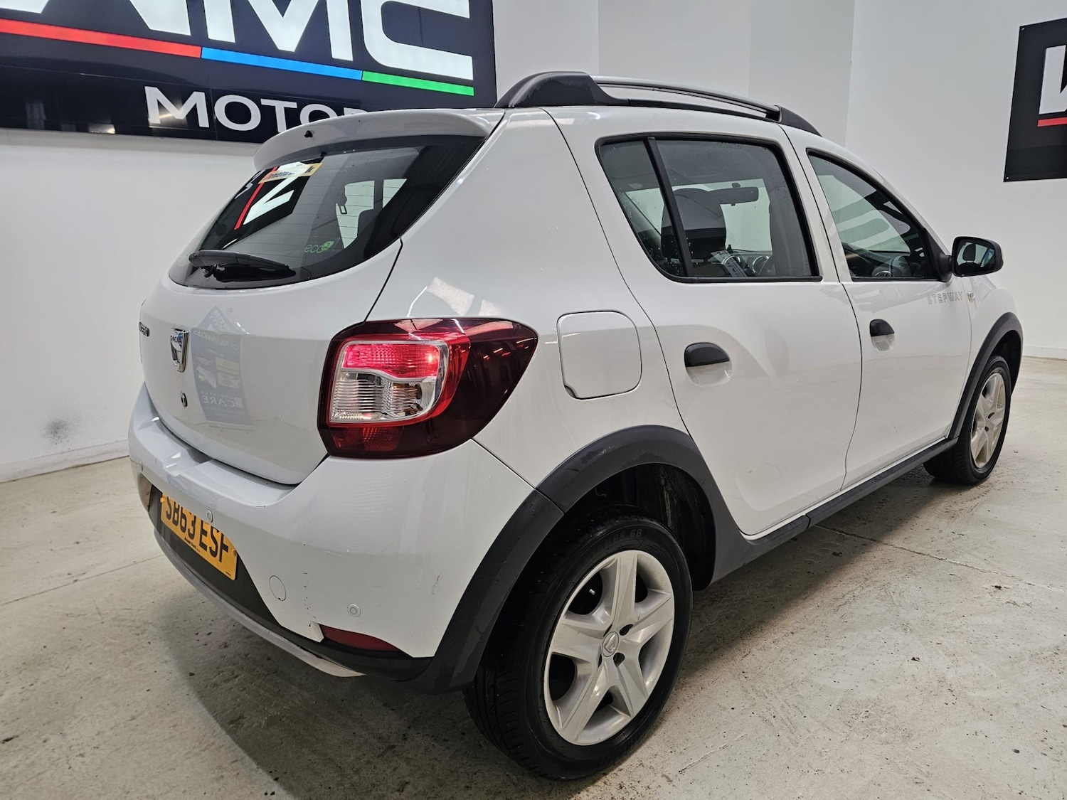 Used Dacia Sandero Stepway 2013 for sale - 76461605: Photo 8