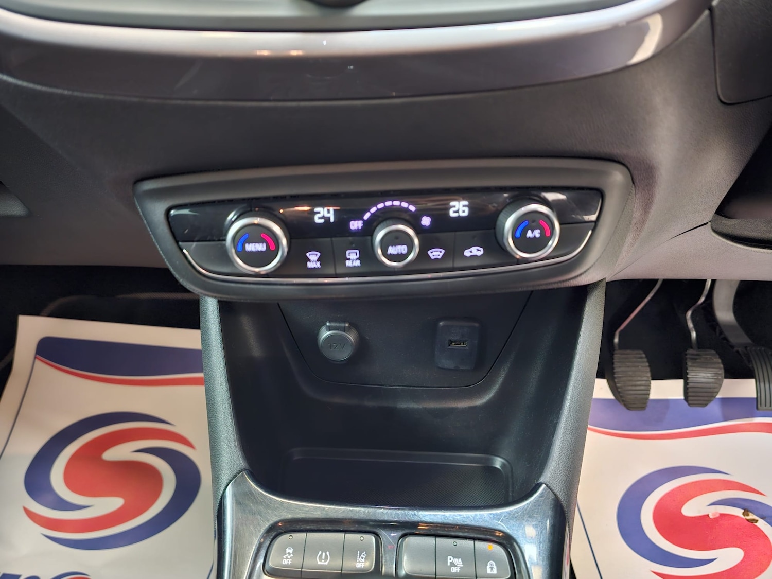 Used Vauxhall Crossland X 2018 for sale - 76340366: Photo 19