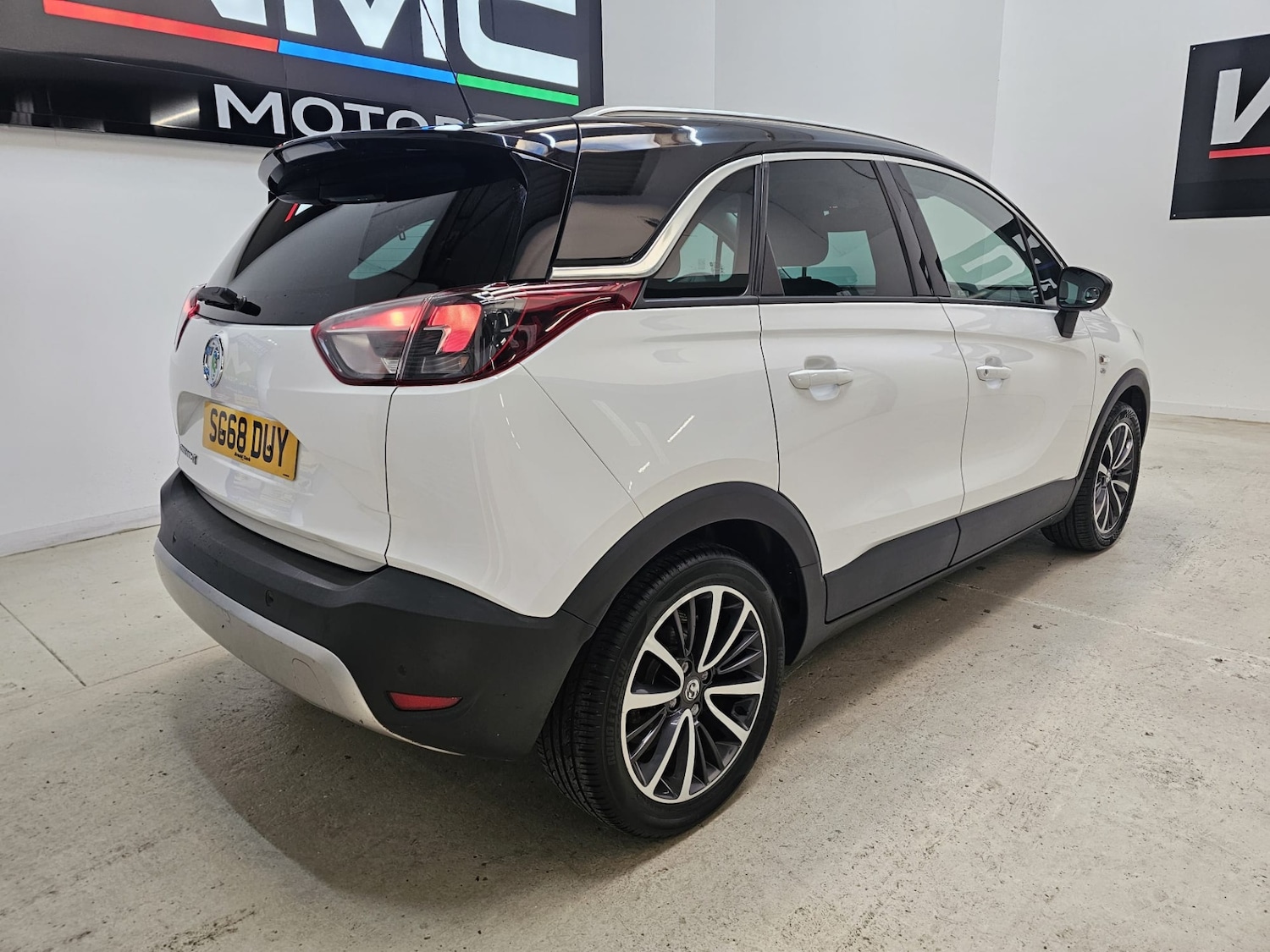 Used Vauxhall Crossland X 2018 for sale - 76340366: Photo 8