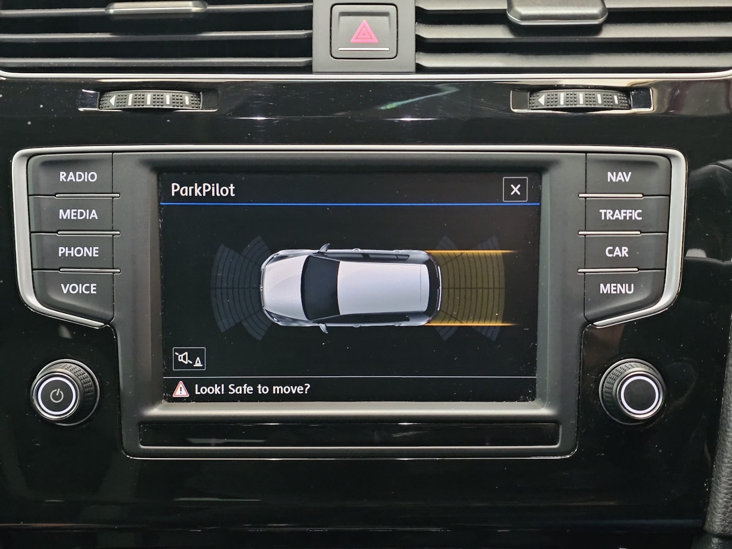 Used Volkswagen Golf 2016 for sale - 77501255: Photo 20