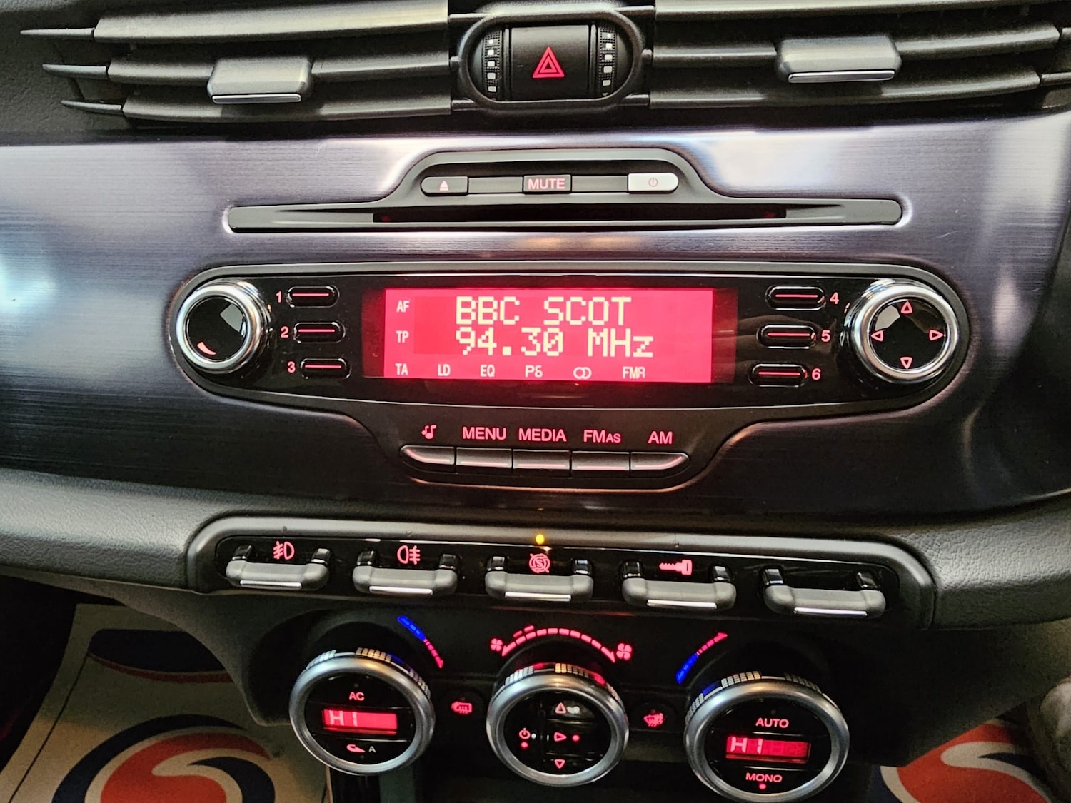 Used Alfa Romeo Giulietta 2013 for sale - 76375434: Photo 16