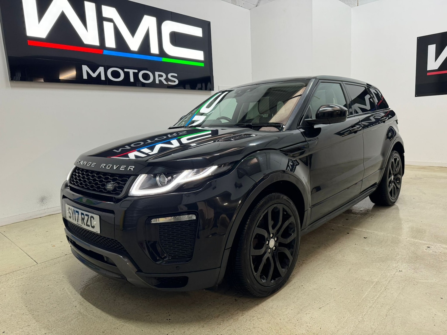 Used Land Rover Range Rover Evoque 2017 for sale - 76452458: Photo 4