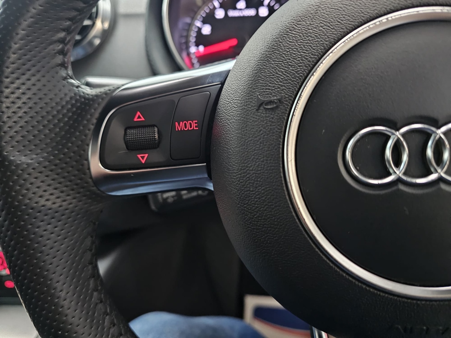 Used Audi TT 2014 for sale - 78064896: Photo 14