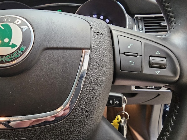 Used Skoda Superb 2012 for sale - 75443581: Photo 15