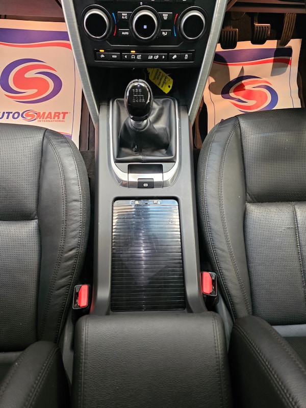 Used Land Rover Discovery Sport 2015 for sale - 75294025: Photo 19