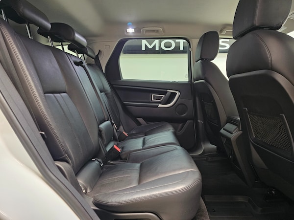 Used Land Rover Discovery Sport 2015 for sale - 75294025: Photo 24