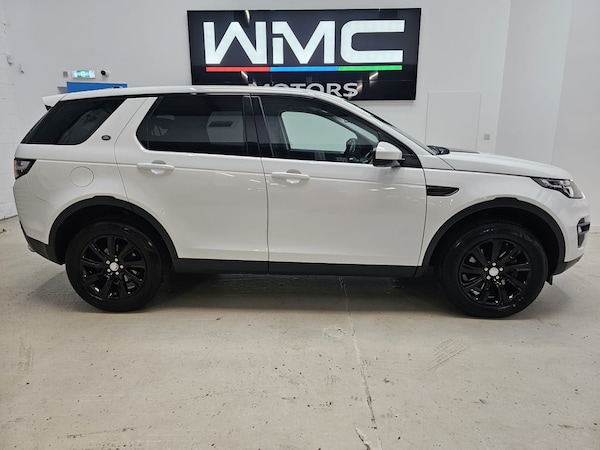 Used Land Rover Discovery Sport 2015 for sale - 75294025: Photo 9