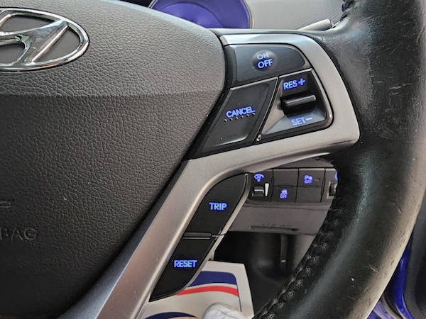 Used Hyundai Veloster 2012 for sale - 76264316: Photo 17