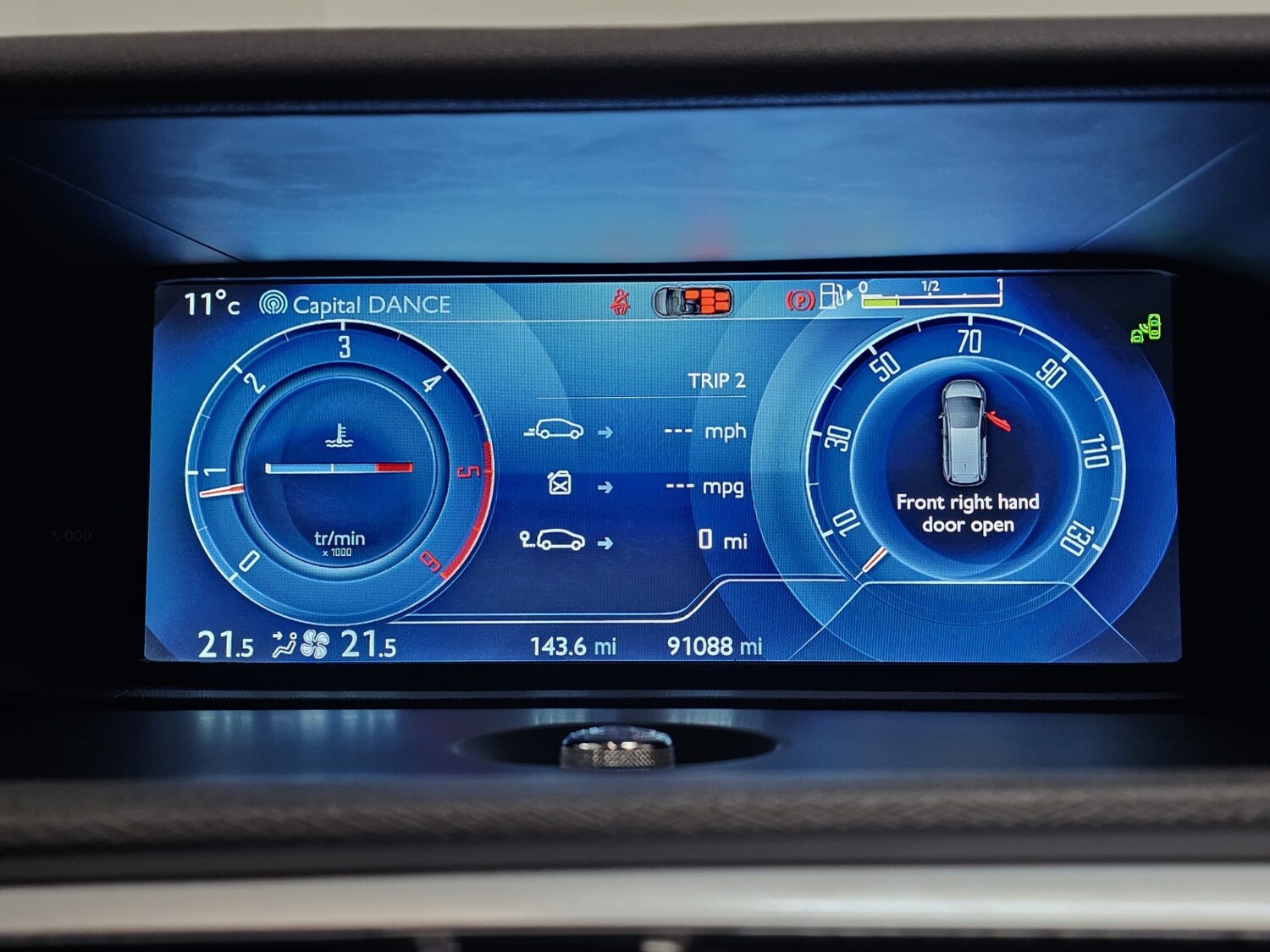 Used Citroen C4 Grand Picasso 2015 for sale - 76366366: Photo 12