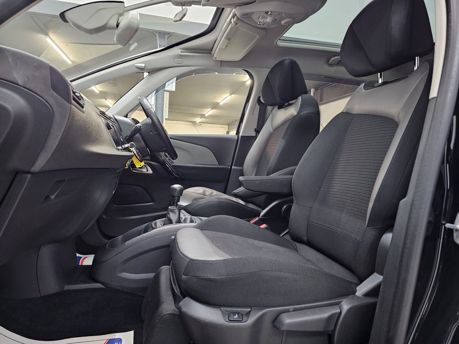 Used Citroen C4 Grand Picasso 2015 for sale - 76366366: Photo 24