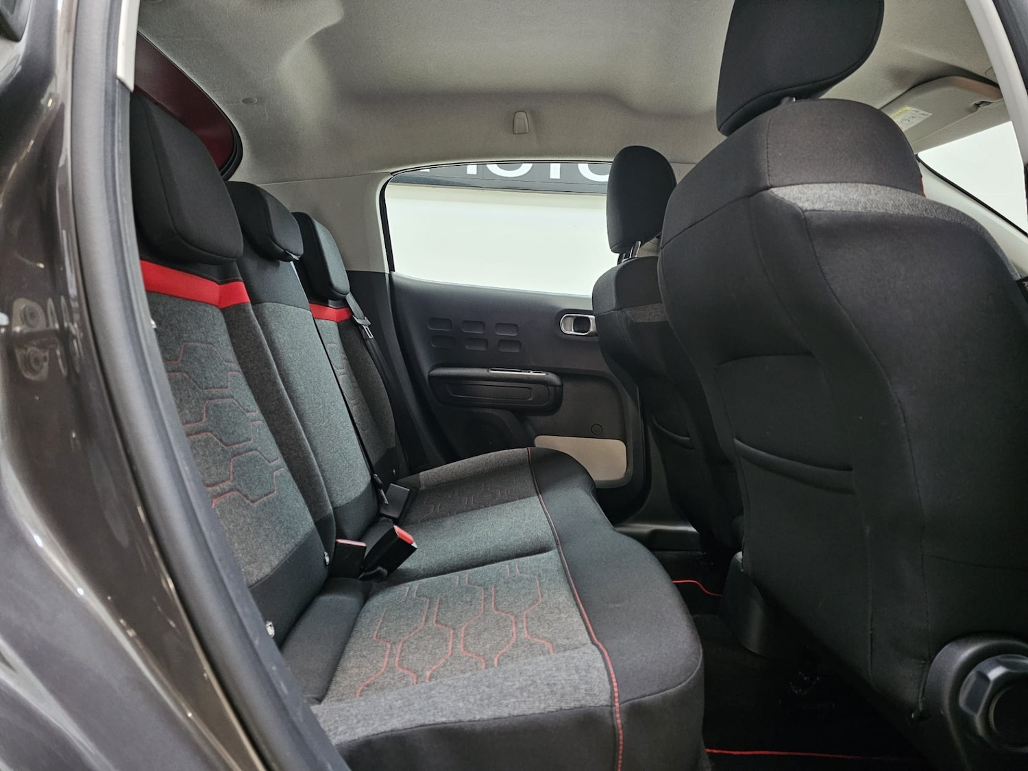 Used Citroen C3 2018 for sale - 76130926: Photo 24