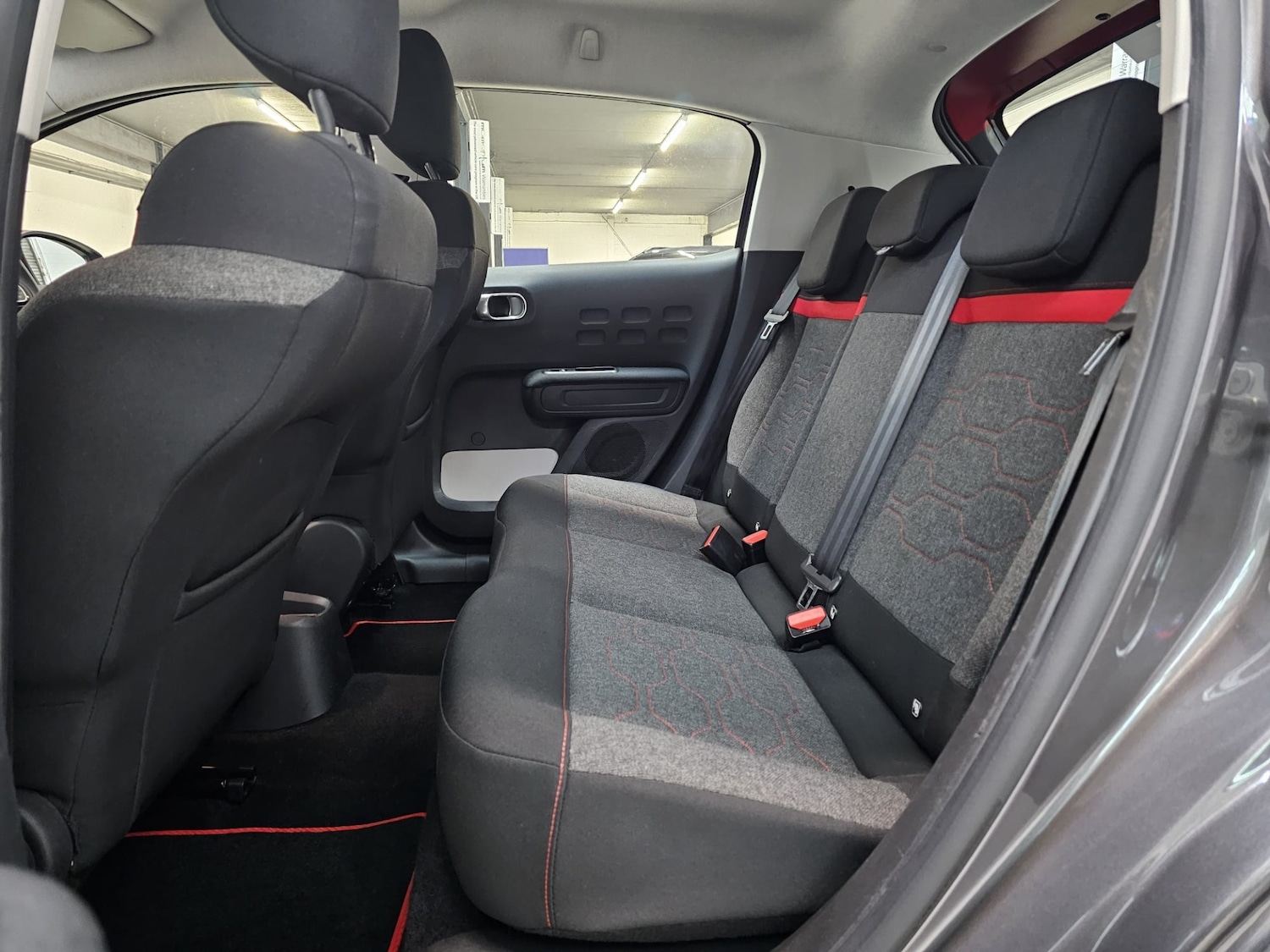 Used Citroen C3 2018 for sale - 76130926: Photo 25