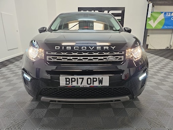 Used Land Rover Discovery Sport 2017 for sale - 77848143: Photo