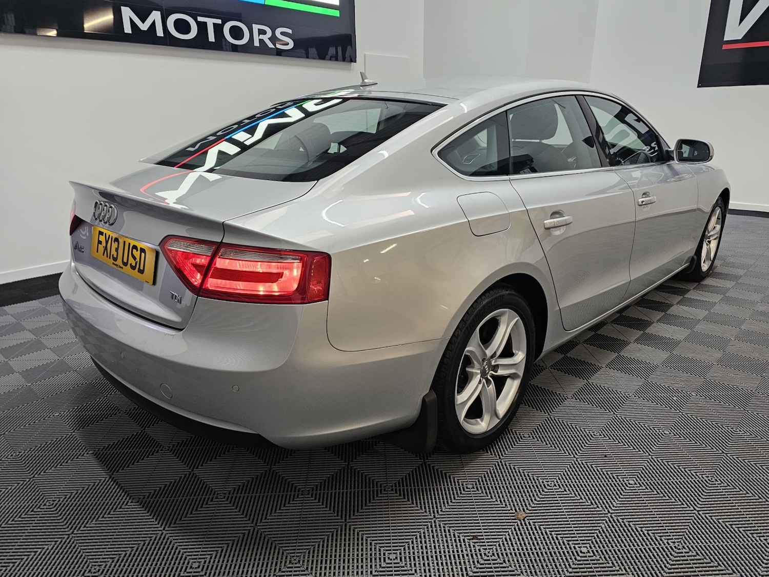 Used Audi A5 2013 for sale - 77676875: Photo 8