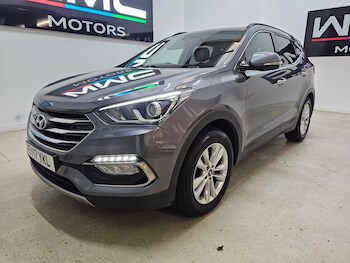 Used Hyundai Santa Fe 2017 for sale - 76384942: Photo
