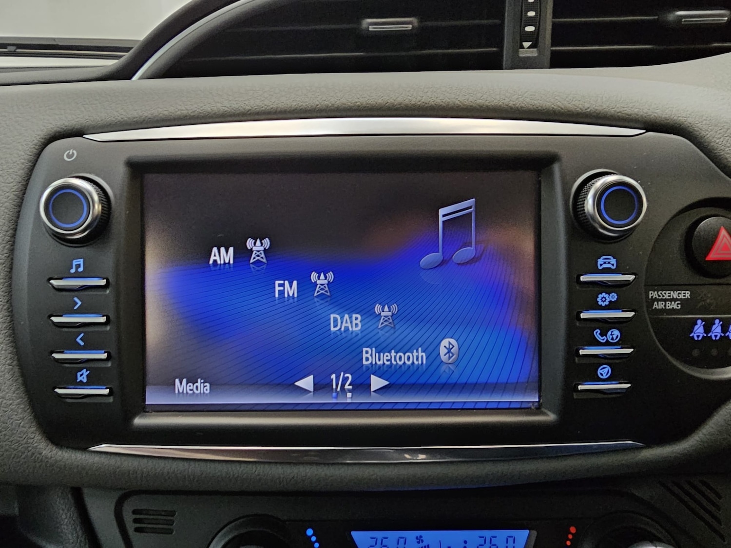 Used Toyota Yaris 2018 for sale - 76565399: Photo 16