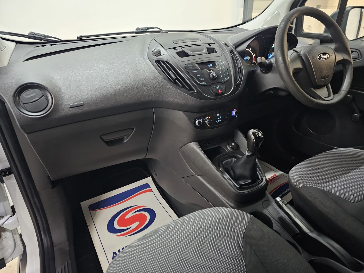 Used Ford Transit Courier 2016 for sale - 76948544: Photo 10