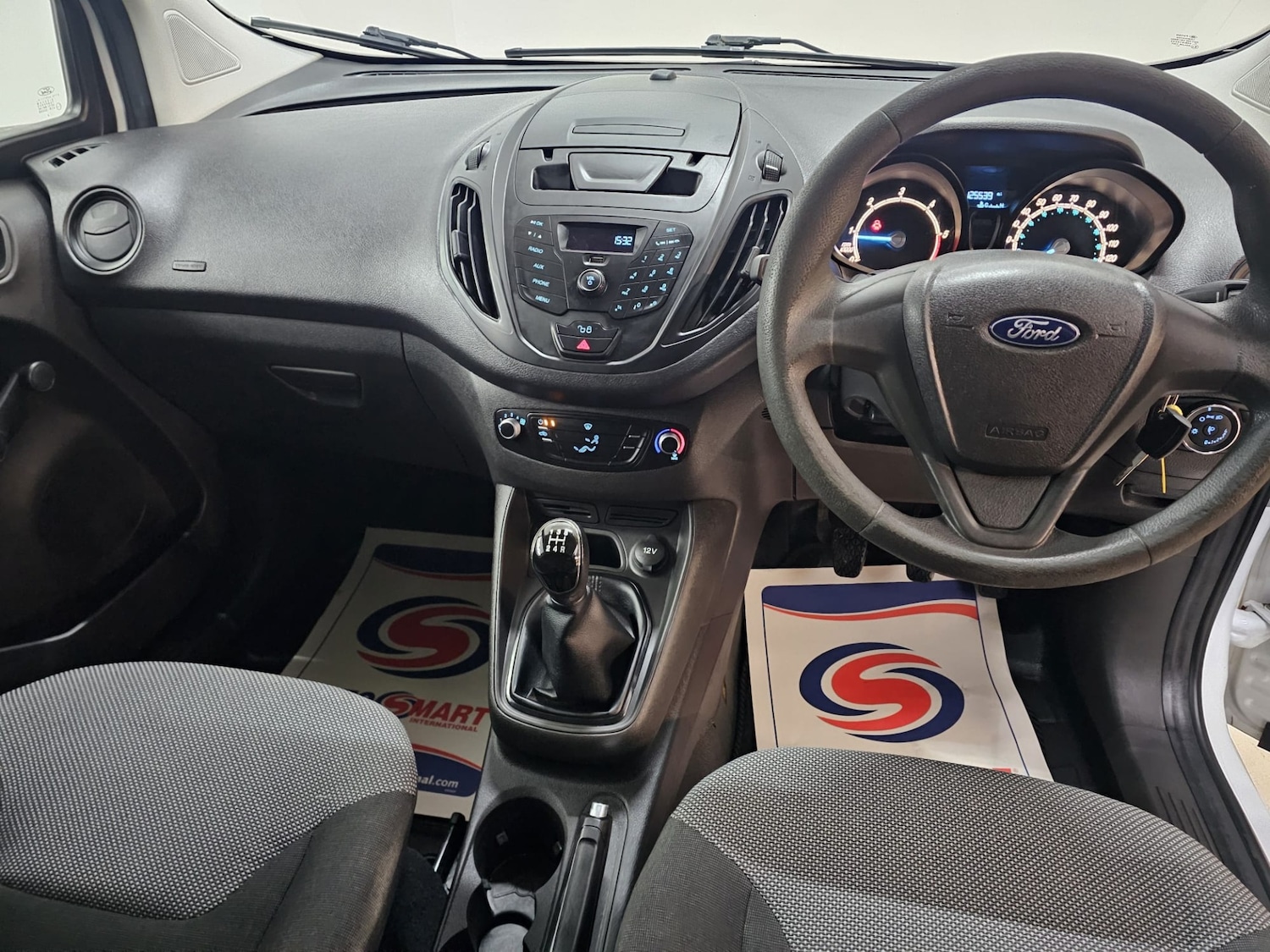 Used Ford Transit Courier 2016 for sale - 76948544: Photo 11