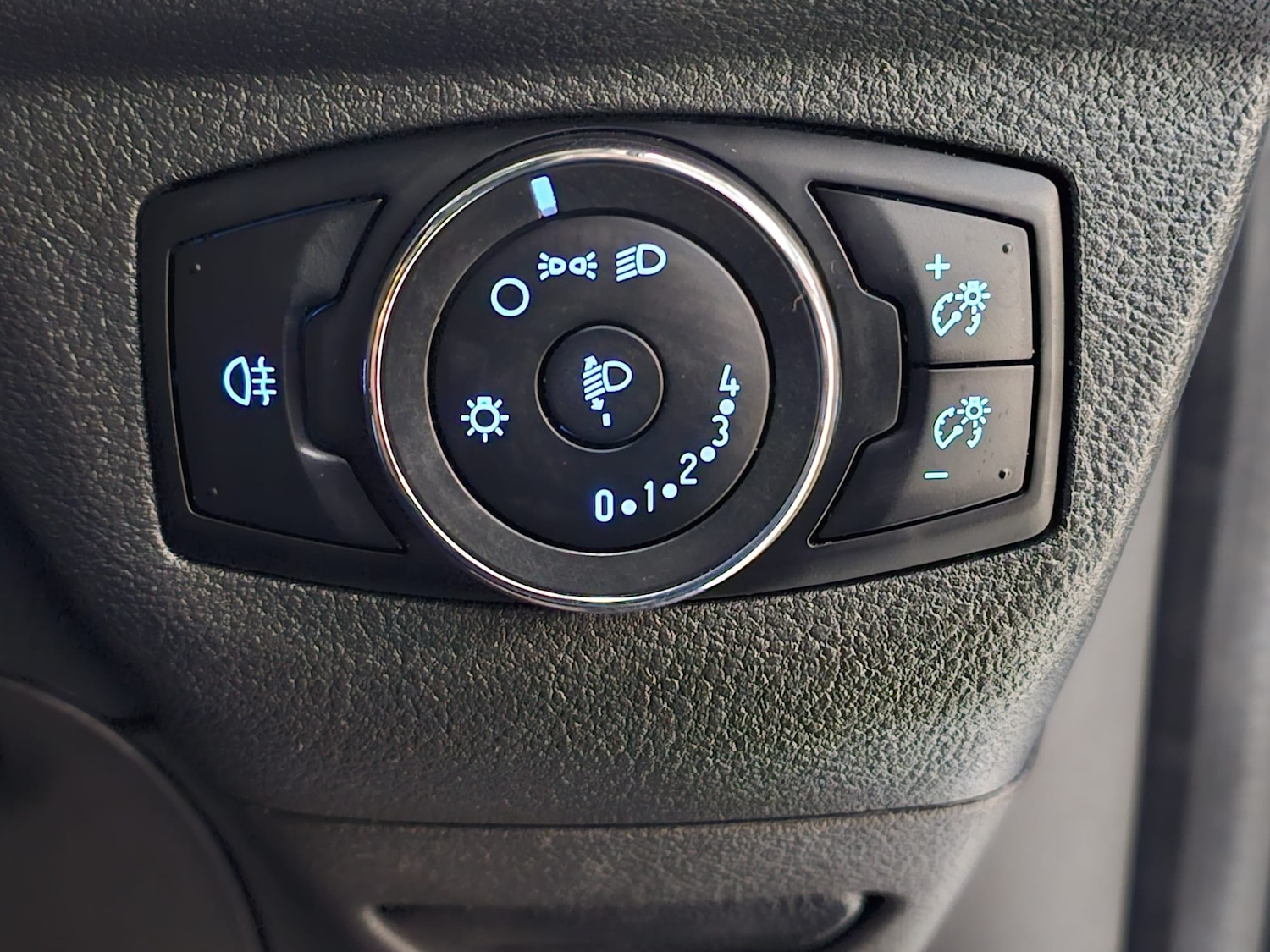 Used Ford Transit Courier 2016 for sale - 76948544: Photo 14