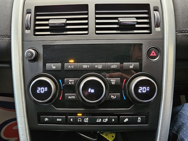Used Land Rover Discovery Sport 2017 for sale - 75455784: Photo 17