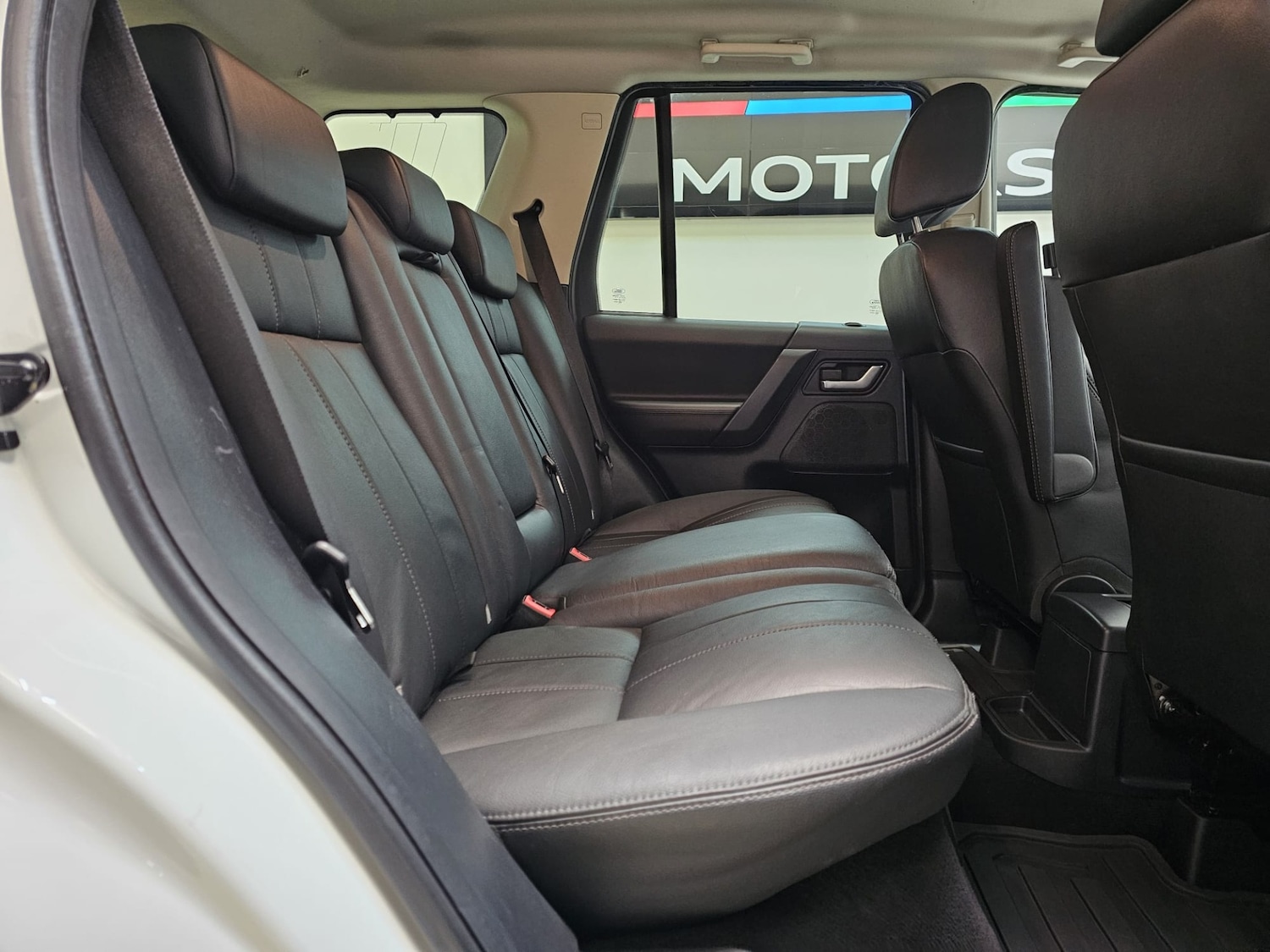 Used Land Rover Freelander 2014 for sale - 76384736: Photo 26