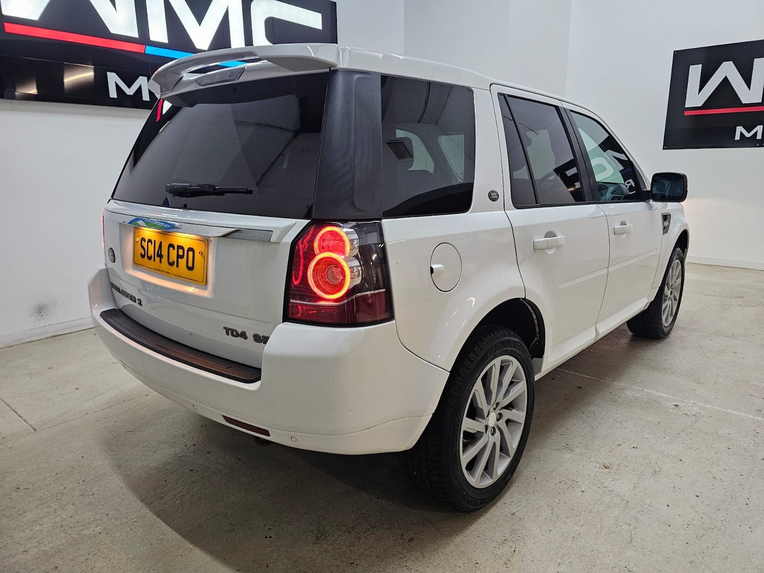Used Land Rover Freelander 2014 for sale - 76384736: Photo 8
