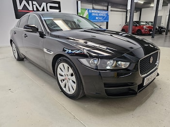 Used Jaguar XE 2017 for sale - 75526967: Photo