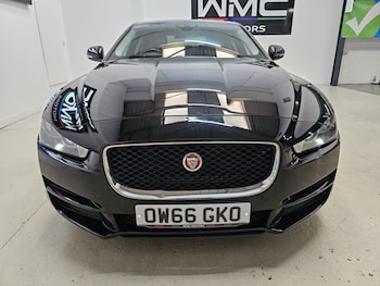 Used Jaguar XE 2017 for sale - 75526967: Photo