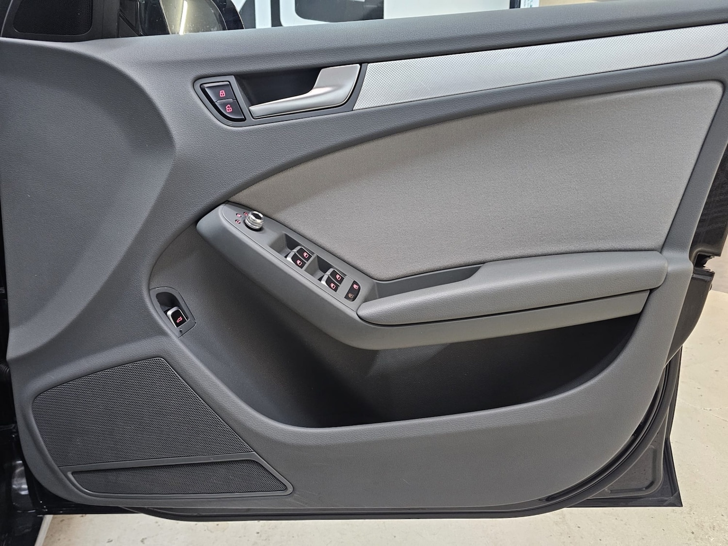 Used Audi A4 2015 for sale - 76493850: Photo 23