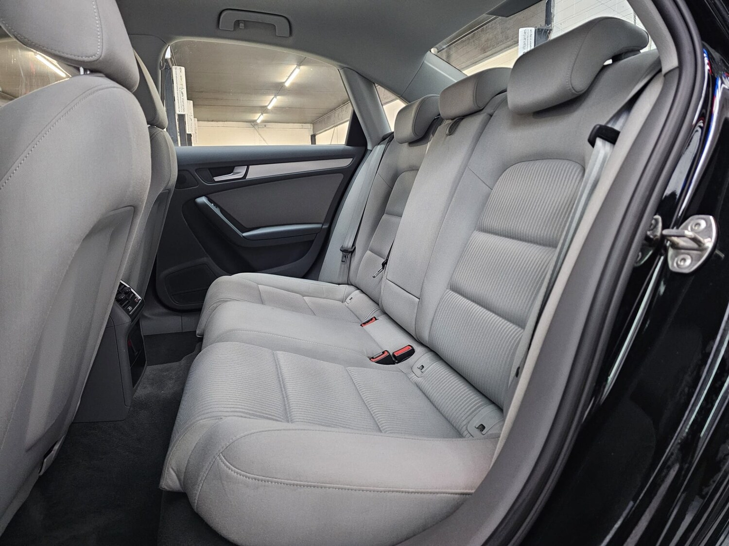 Used Audi A4 2015 for sale - 76493850: Photo 27