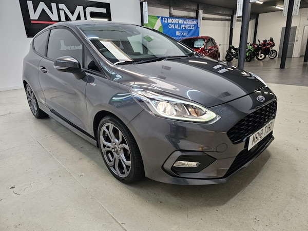 Used Ford Fiesta 2018 for sale - 76207532: Photo 2