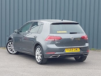 Used Volkswagen Golf 2019 for sale - 77908188: Photo