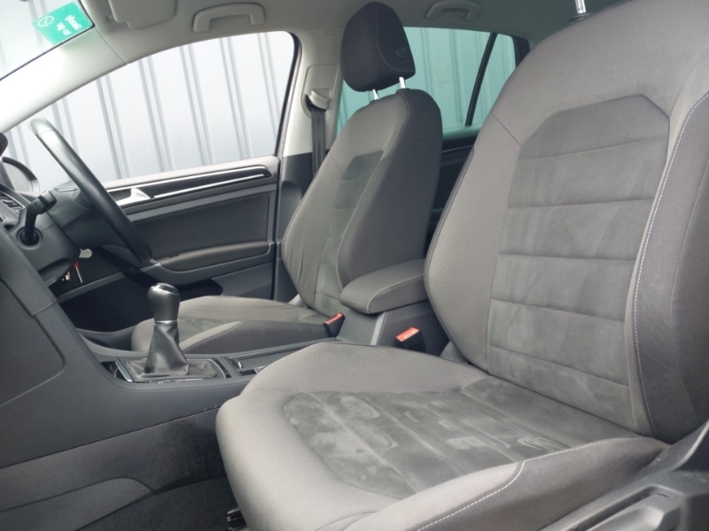 Used Volkswagen Golf 2019 for sale - 77908188: Photo 5