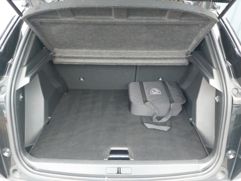 Used Peugeot 2008 2023 for sale - 78113109: Photo 8