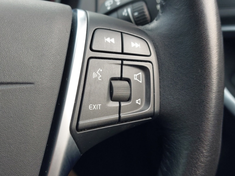 Used Volvo V40 2019 for sale - 77548966: Photo 13