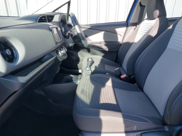 Used Toyota Yaris 2018 for sale - 76343596: Photo 5