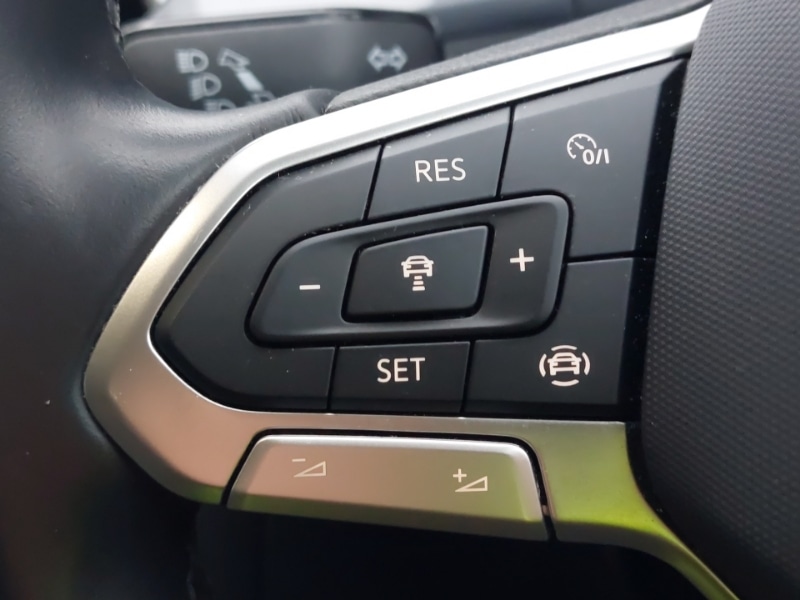 Used Volkswagen T-Roc 2023 for sale - 77214187: Photo 13