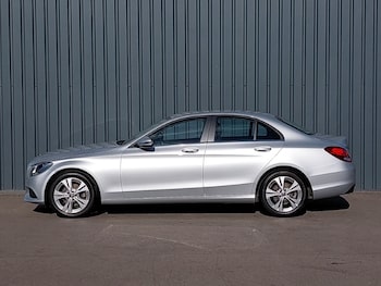 Used Mercedes-Benz C-Class 2018 for sale - 76103602: Photo