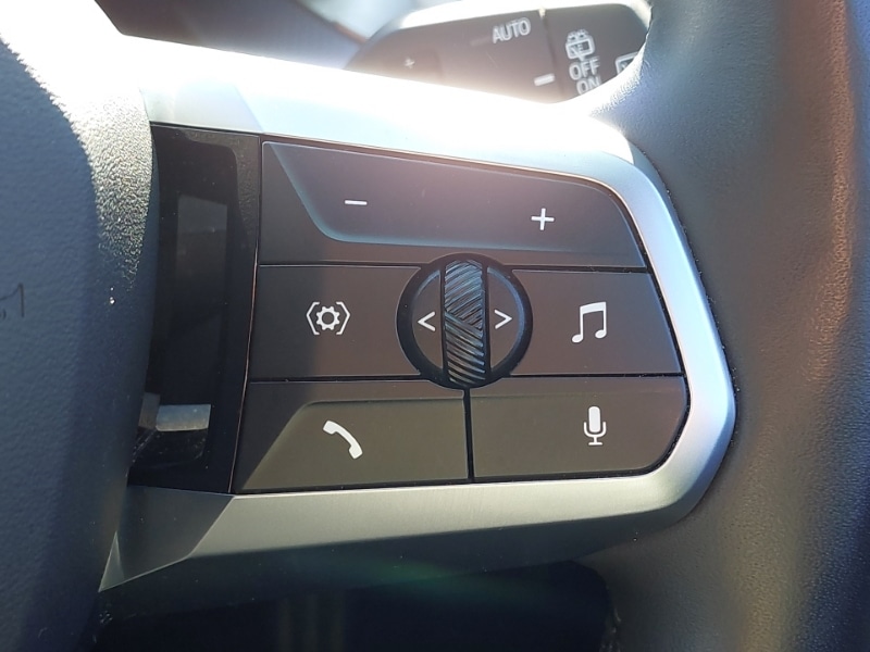 Used BMW iX1 2023 for sale - 76054747: Photo 14