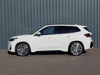 Used BMW iX1 2023 for sale - 76054747: Photo