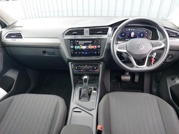 Used Volkswagen Tiguan Allspace 2023 for sale - 78327390: Photo