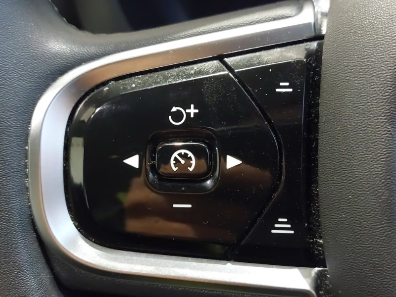 Used Volvo XC60 2023 for sale - 77343314: Photo 13