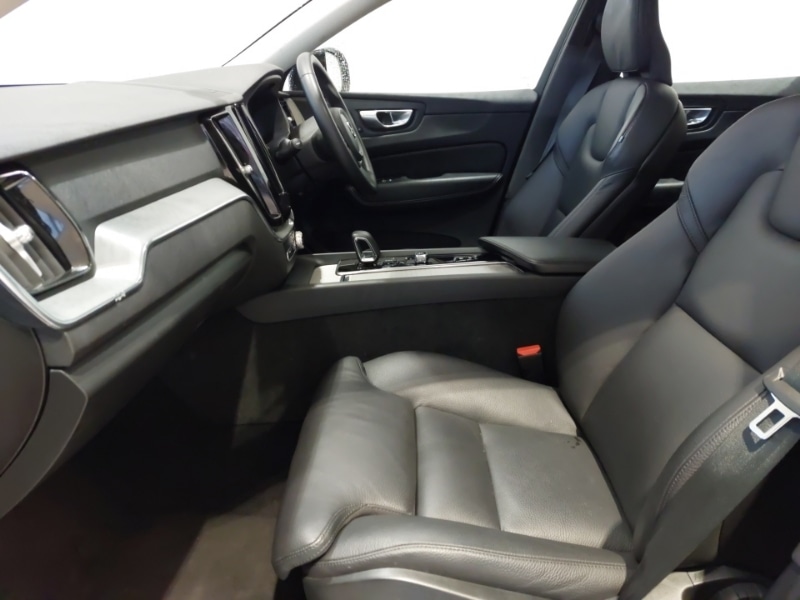 Used Volvo XC60 2023 for sale - 77343314: Photo 5